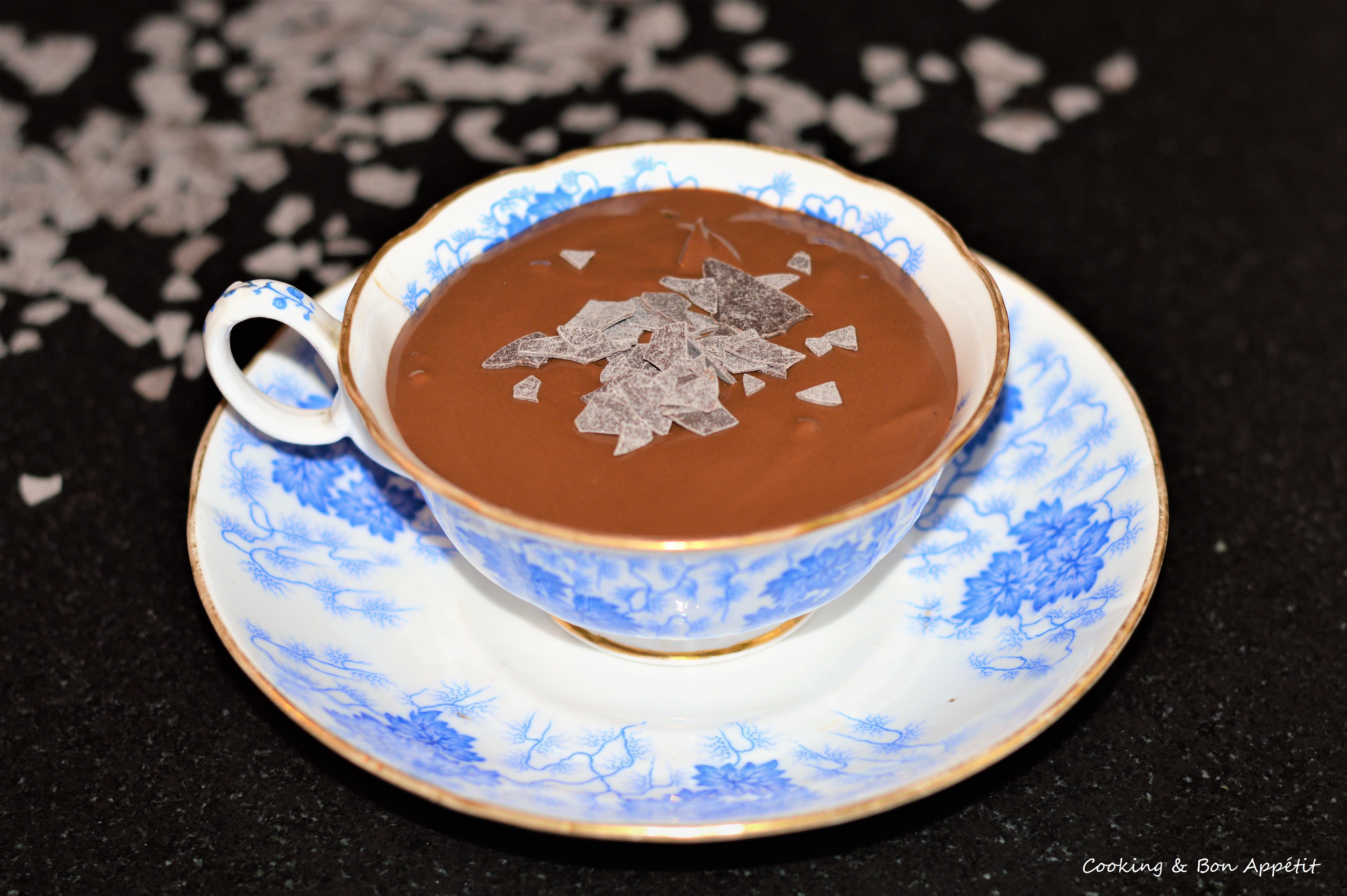 Petites crèmes au chocolat et lait d'amande (sans oeuf et sans